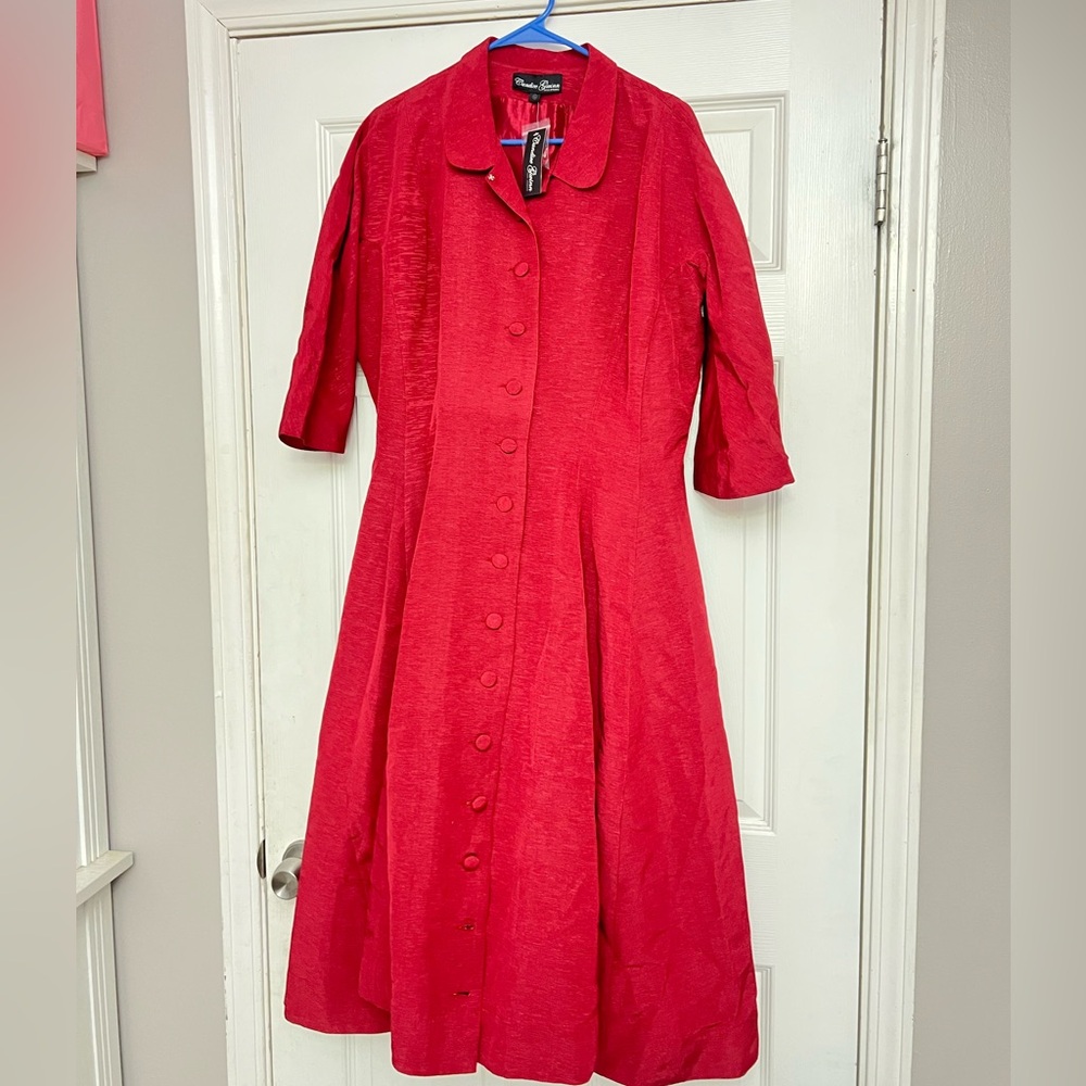 Elegant Red Button-Down Dress